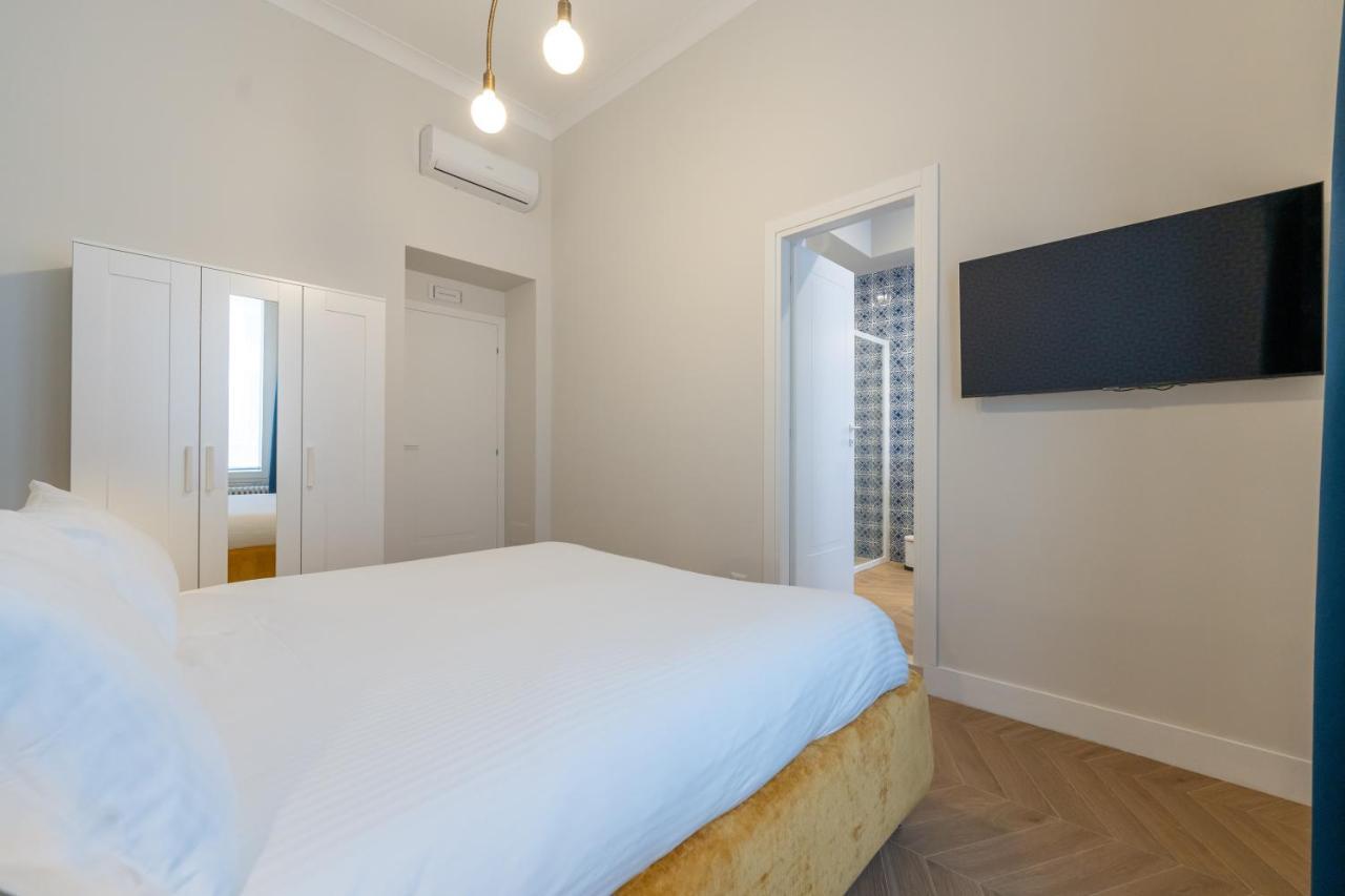 Palazzo Massa Apartments Naples Exterior photo